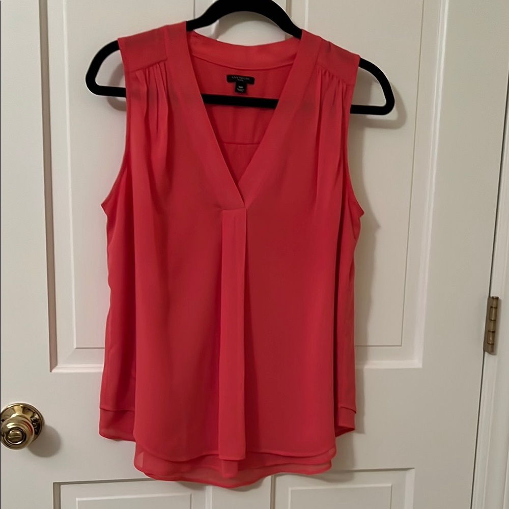 Women's Ann Taylor Sleeveless V-Neck Top - Coral MP